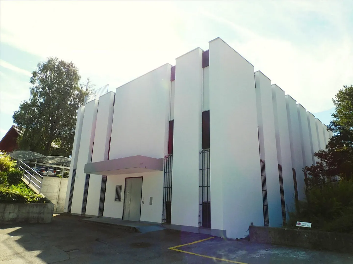 Vous avez l'idée, nous avons les locaux adaptés ! - Photo 1 sur 5