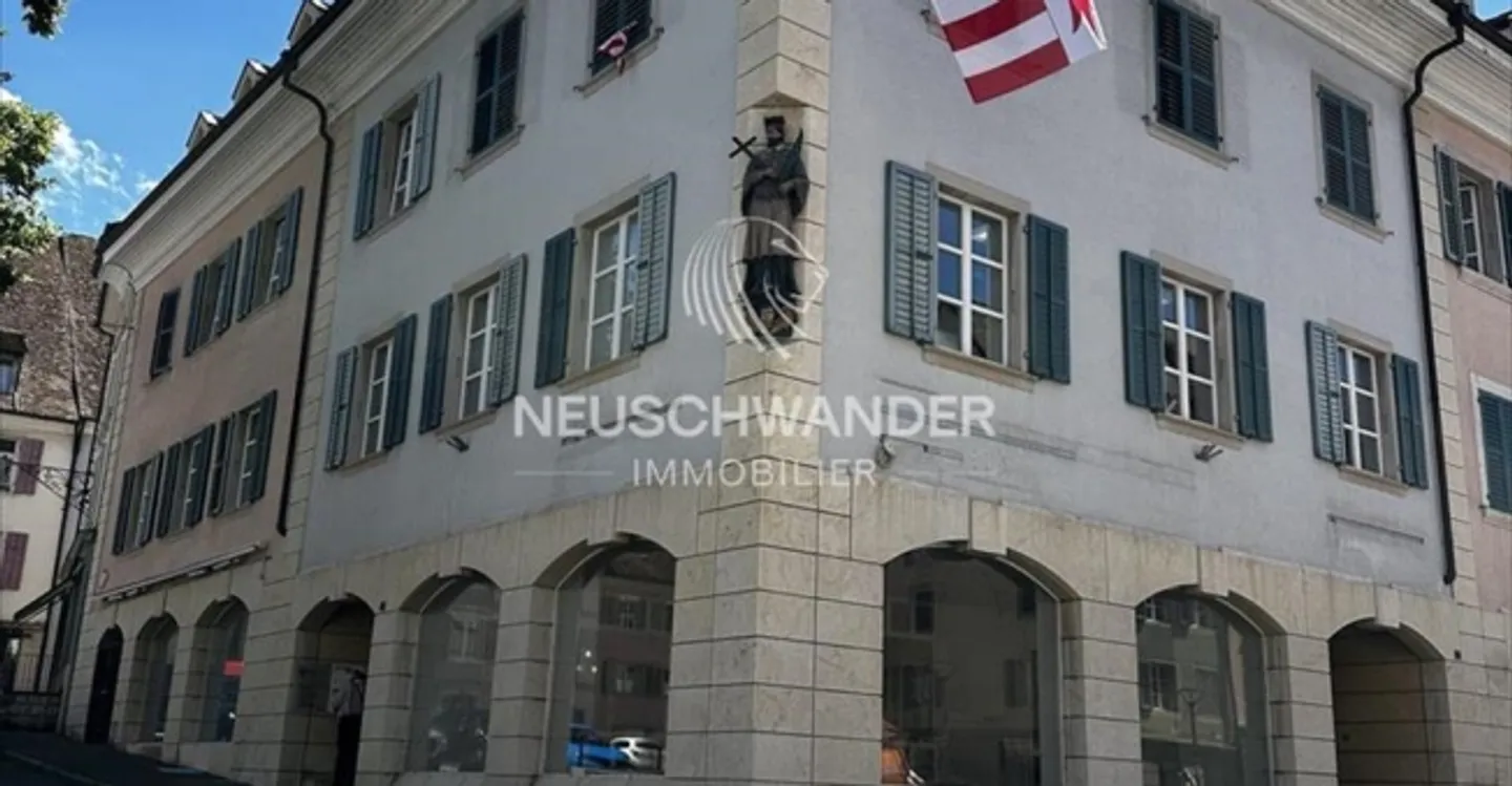 Edificio ad uso misto in affitto - Foto 2 di 7