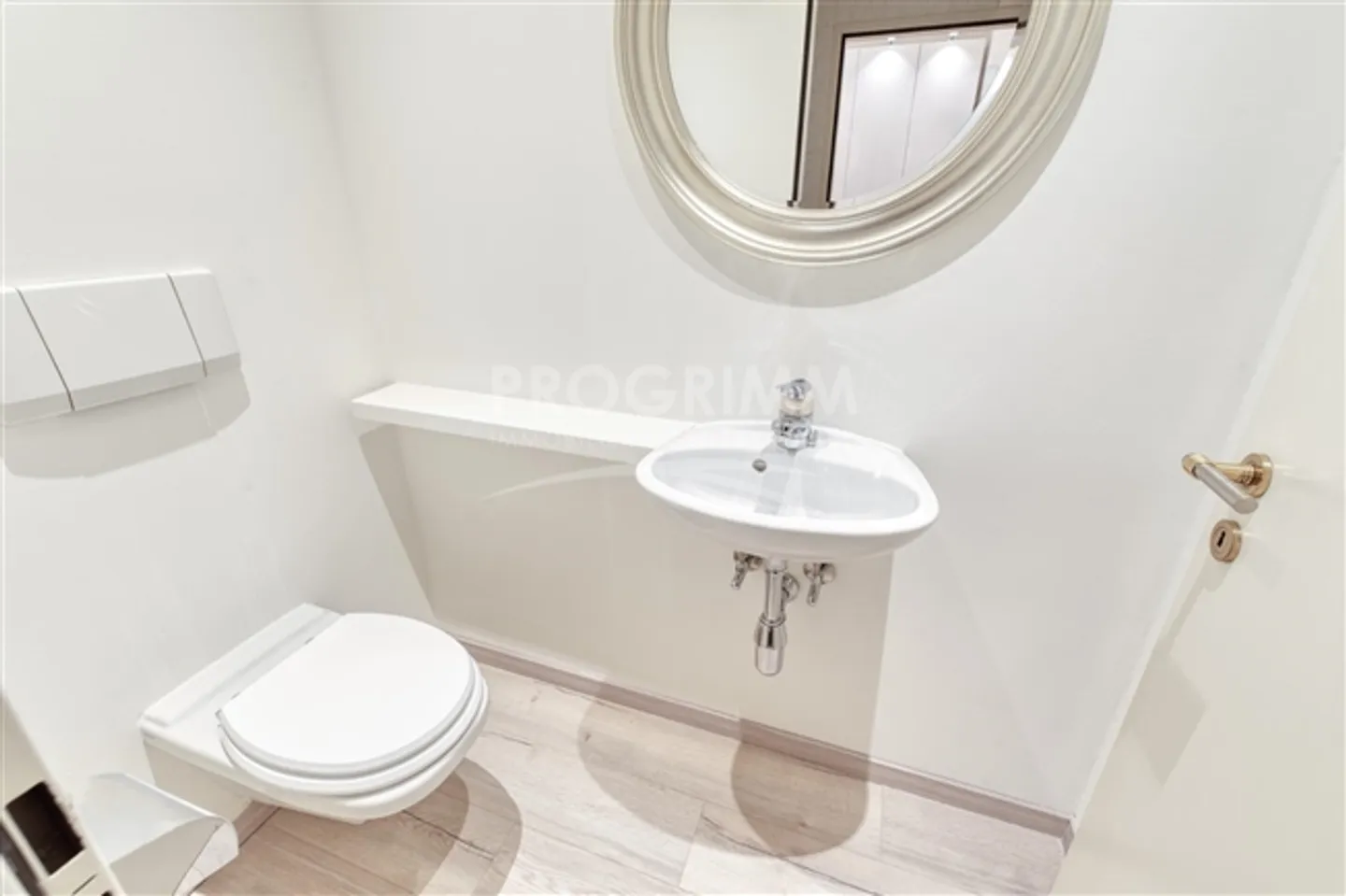 Appartamento di quasi 210 m2 - 6 stanze / 4 camere da letto - 2 bagni + 3 wc - Foto 11 di 15