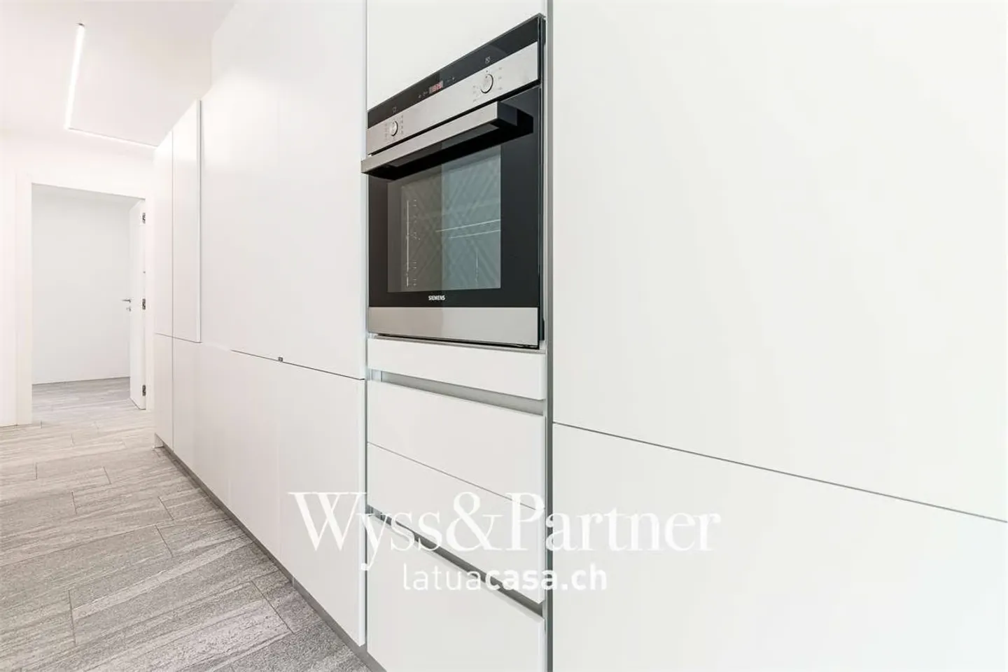 Bellinzona - Elegante und modernes 3,5-Zimmer-Apartment - Foto 6 von 13