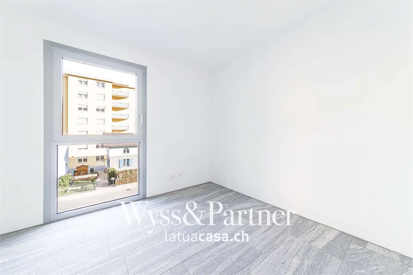 Bellinzona - Elegante und modernes 3,5-Zimmer-Apartment - Foto 7 von 13