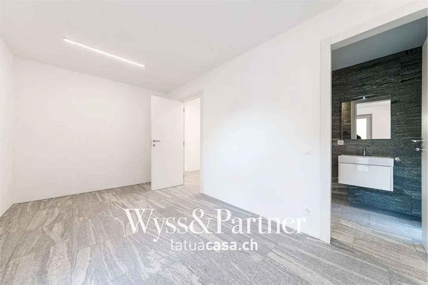 Bellinzona - Elegante und modernes 3,5-Zimmer-Apartment - Foto 9 von 13