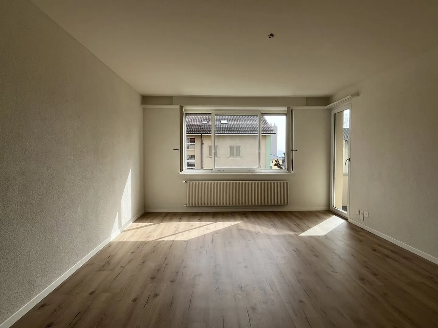 A renovated 4.5 room apartment for rent in Grenchen - Photo 2 of 8