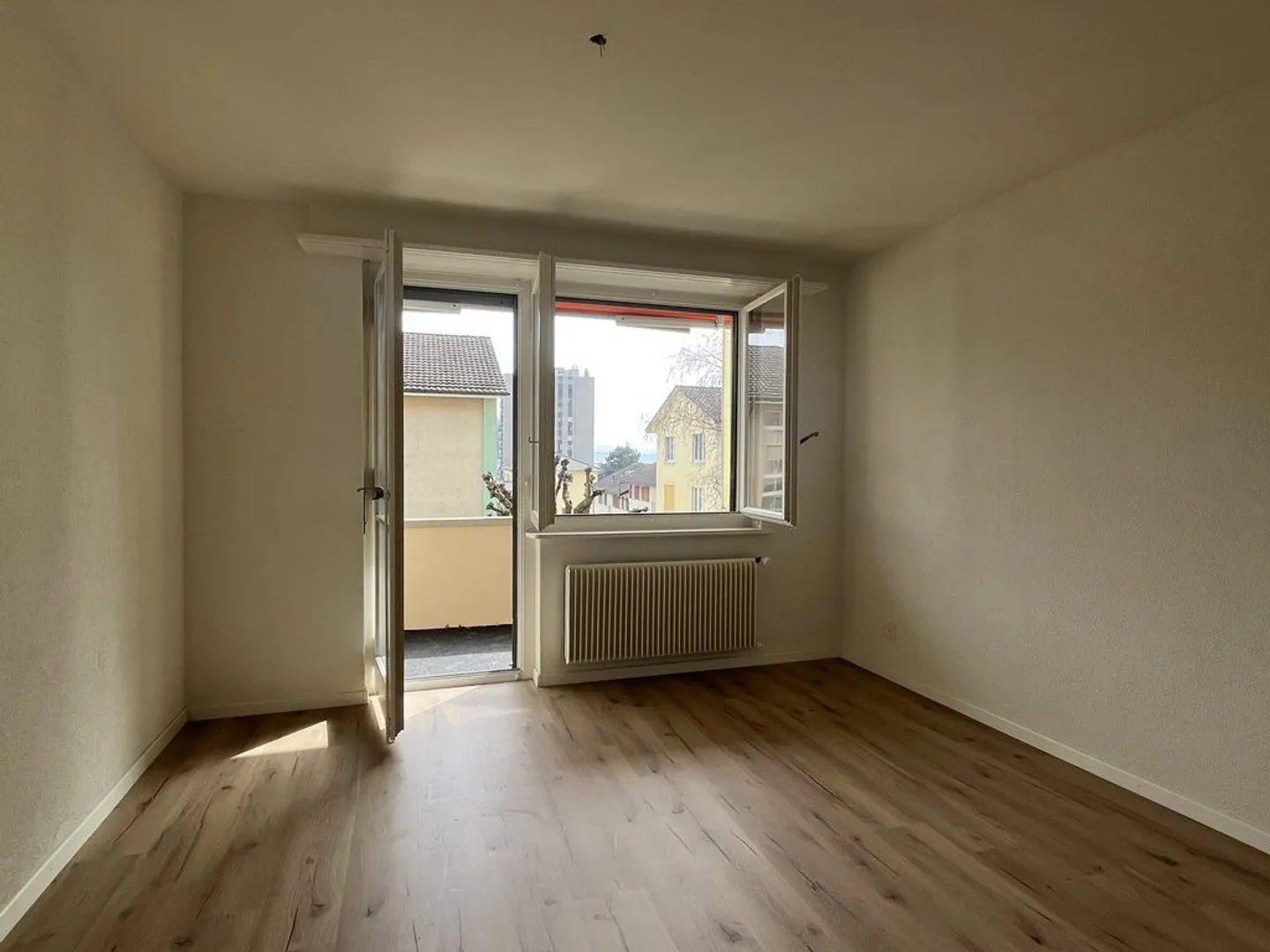 A renovated 4.5 room apartment for rent in Grenchen - Photo 3 of 8