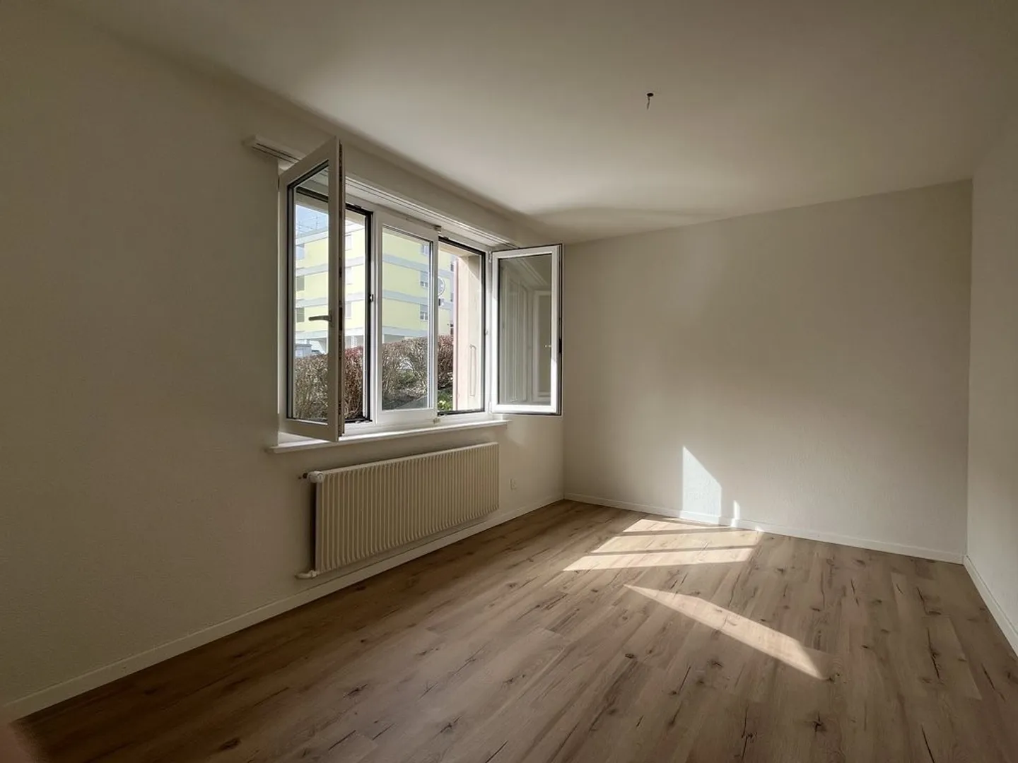 A renovated 4.5 room apartment for rent in Grenchen - Photo 4 of 8