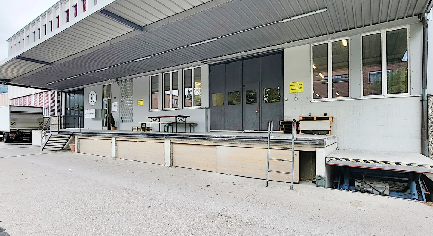 Espace commercial/production rare au rez-de-chaussée avec bureau et entrepôt - 5'000 m2 - Photo 16 sur 17