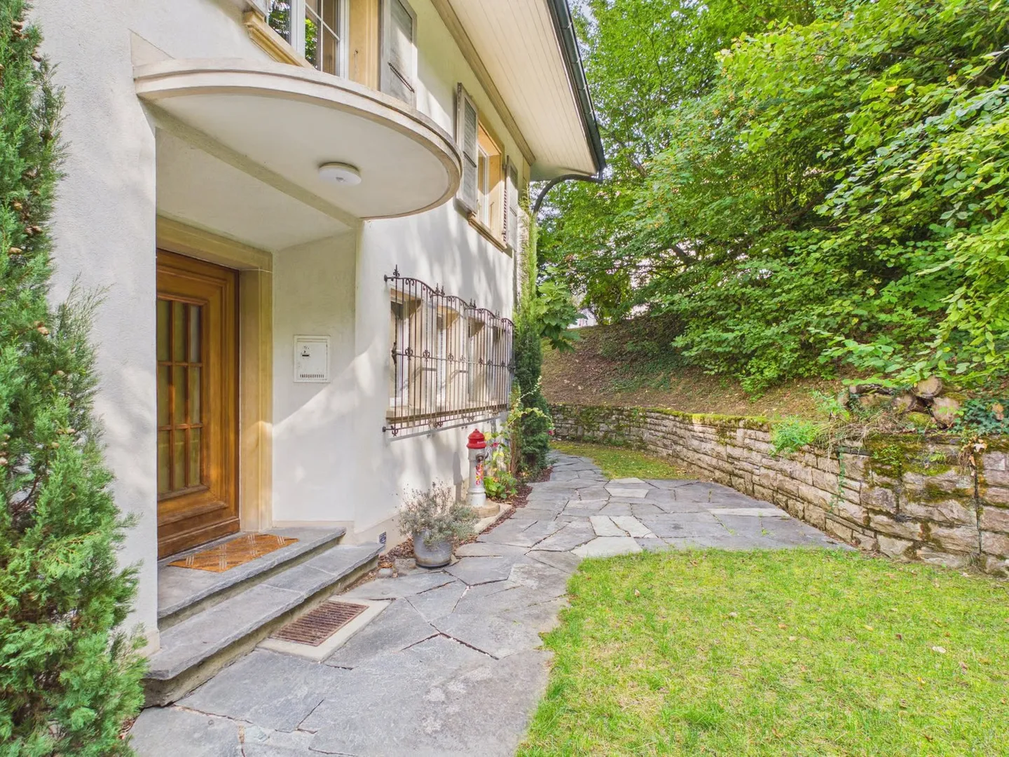Einzigartige Villa mit Sicht auf See und Seeland - Photo 5 of 23