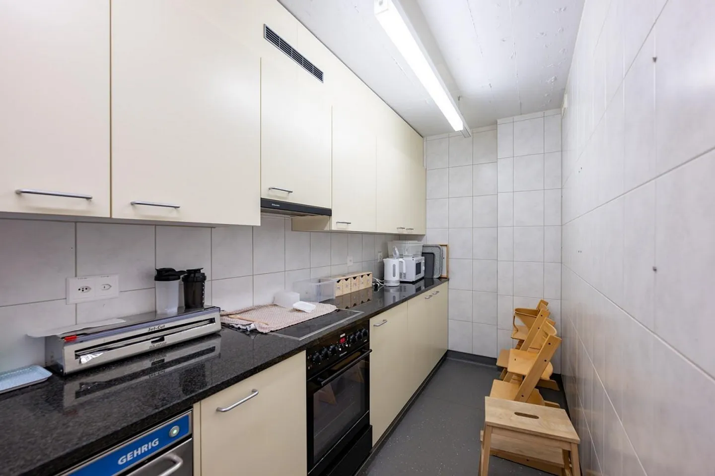 Espace commercial flexible dans un emplacement central idéal pour une crèche, un bureau ou... - Photo 10 sur 10