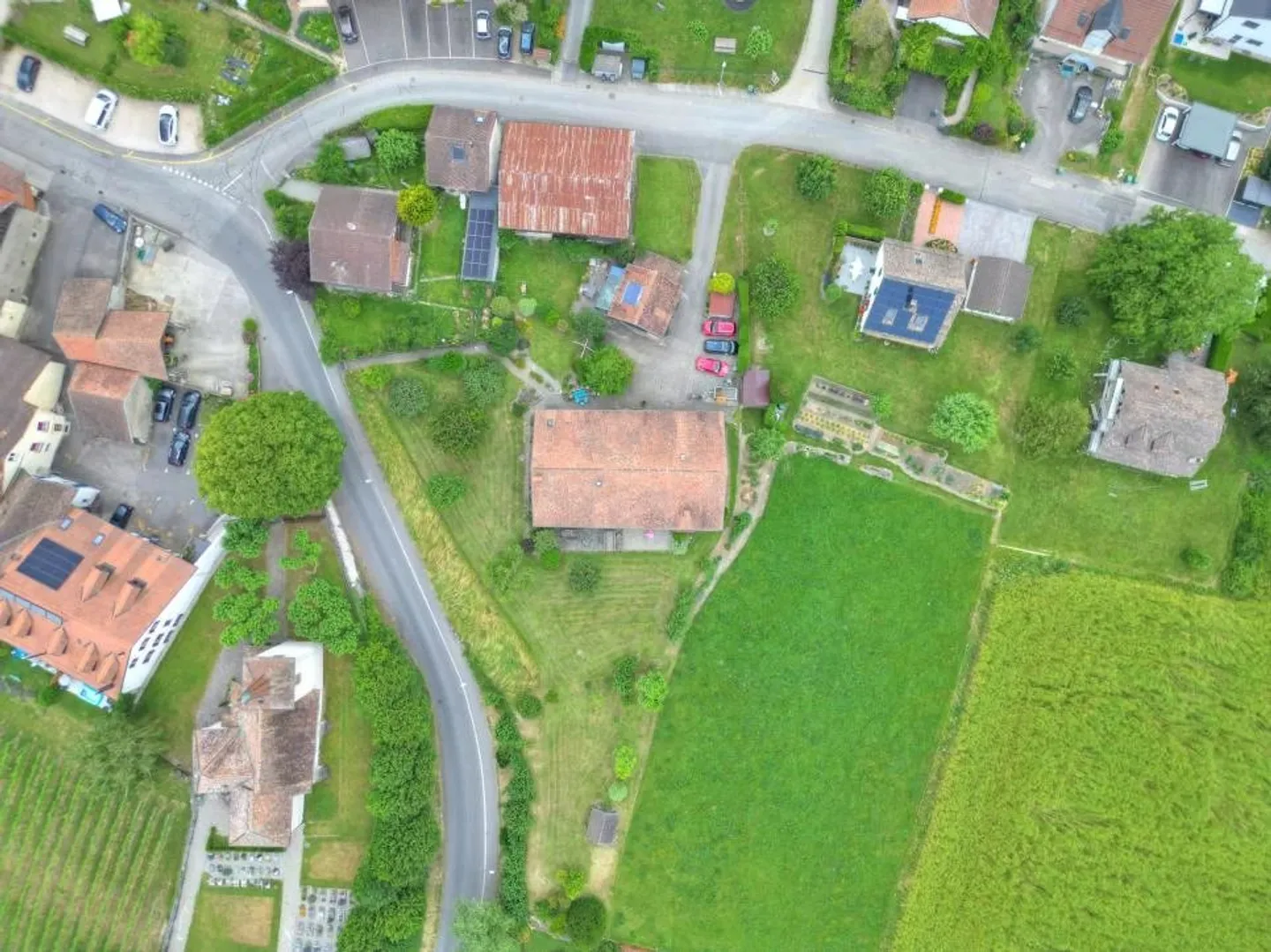 Unique villa in the heart of a renovated historic estate - Photo 8 of 8