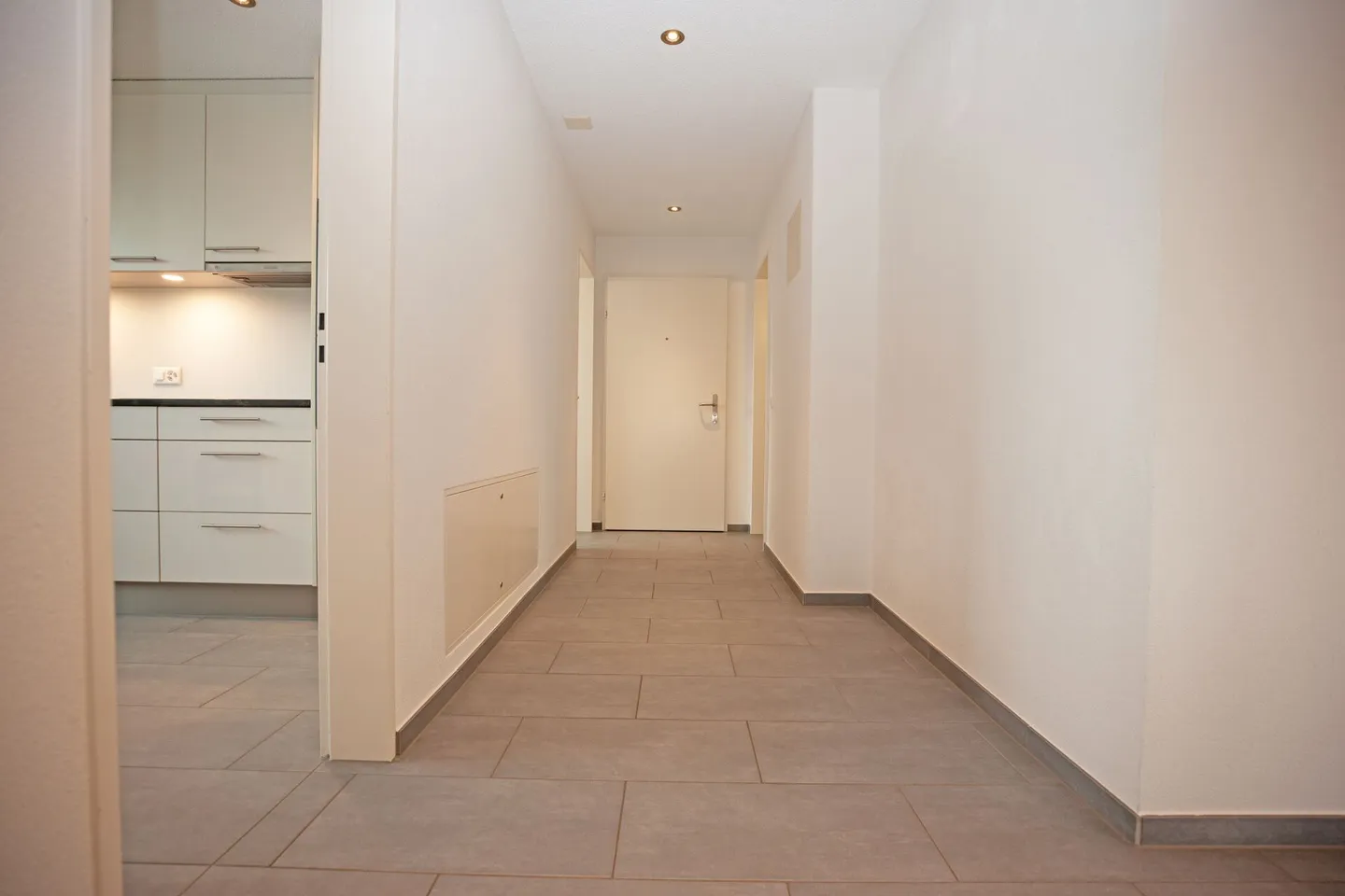 Moderno appartamento attico di 3,5 locali con alto standard di finitura - Foto 7 di 12