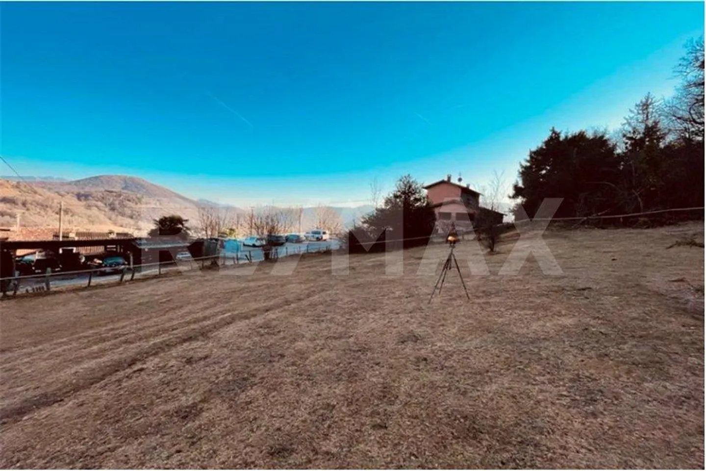 Terreno edificabile soleggiato - Foto 8 di 8