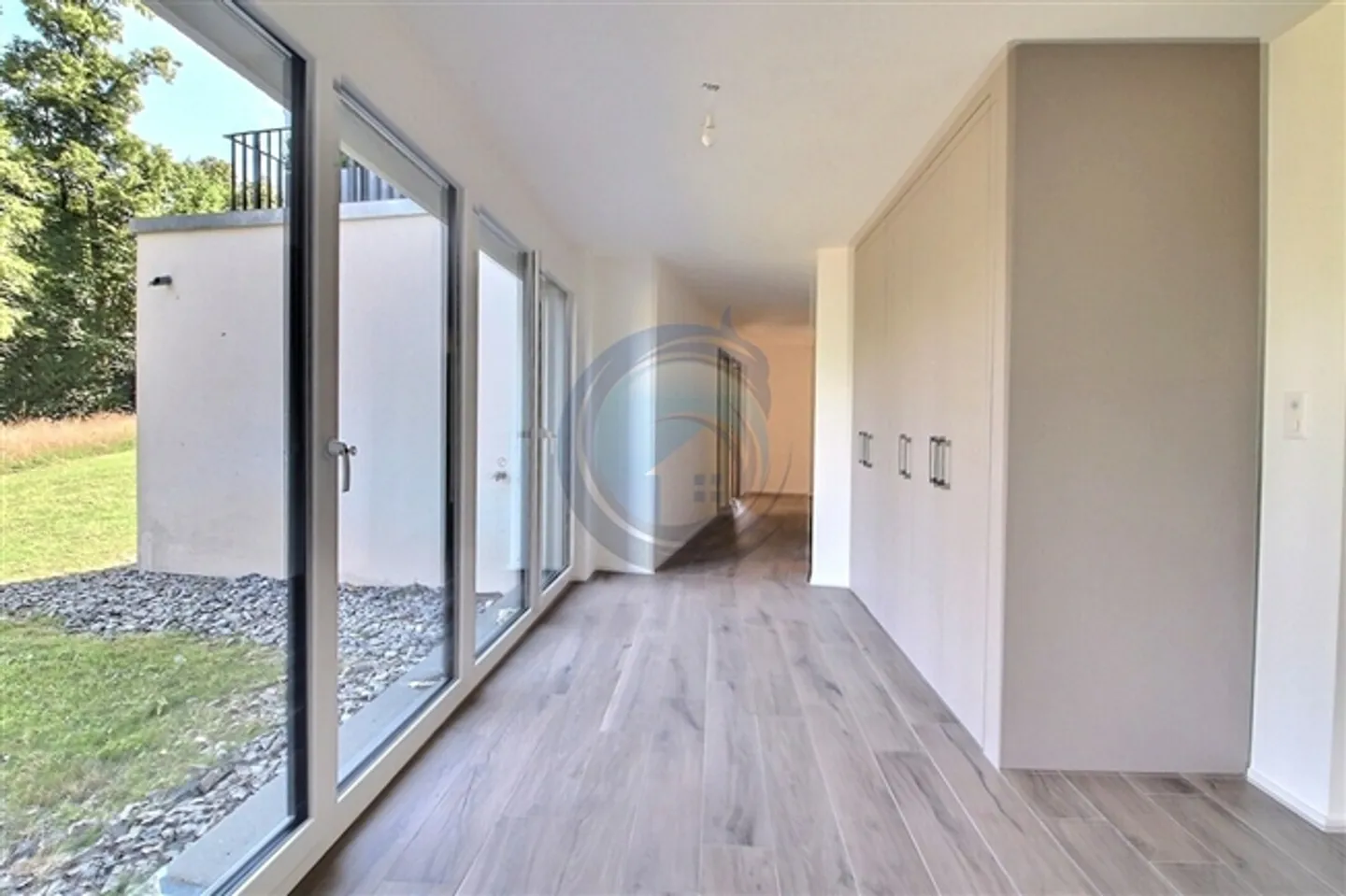 Spacious 4.5-room apartment on the garden level - Photo 8 of 14