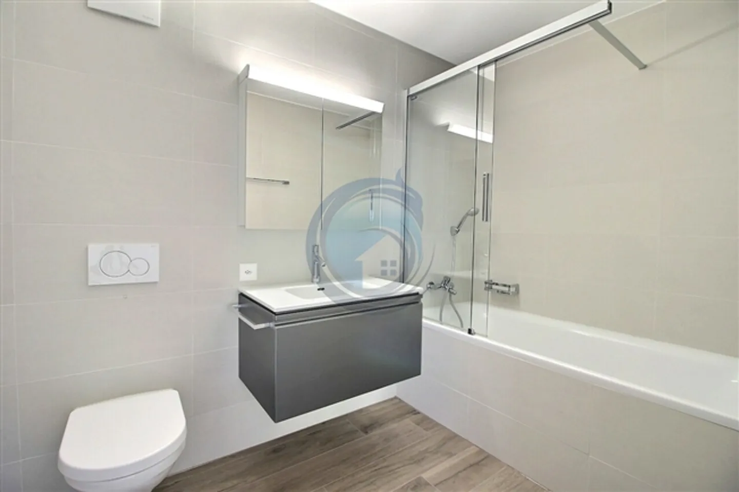 Spacious 4.5-room apartment on the garden level - Photo 12 of 14