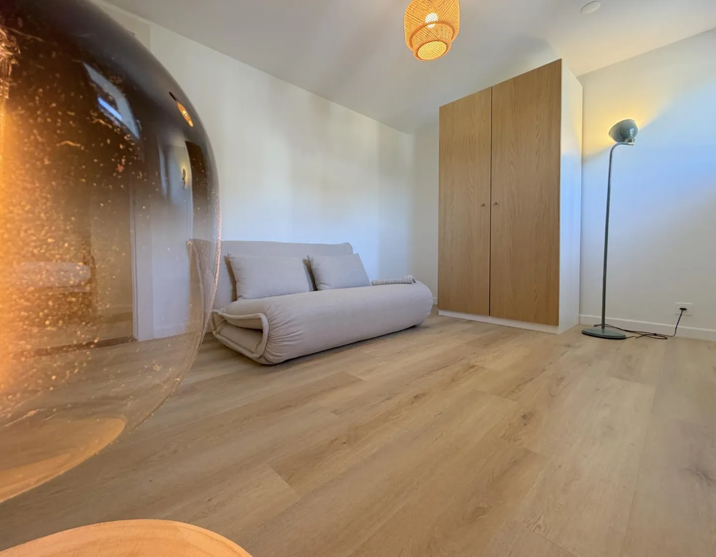 Furnished 2.5-room apartment - Photo 1 of 7