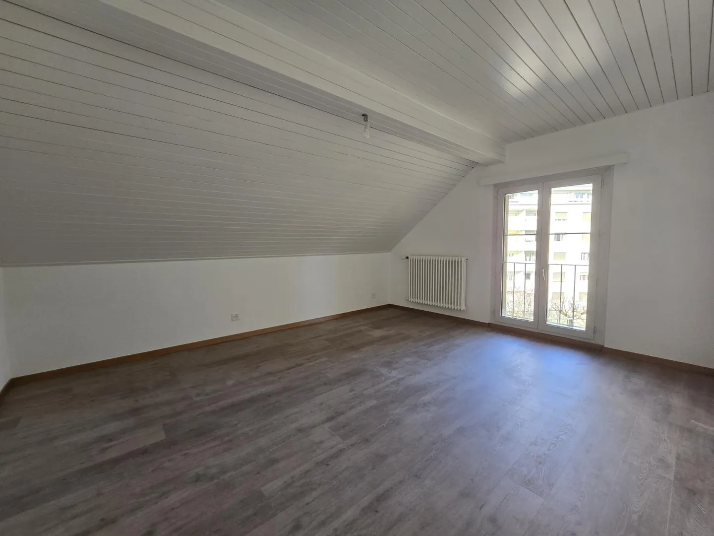 Appartamento 4 locali - Foto 6 di 8