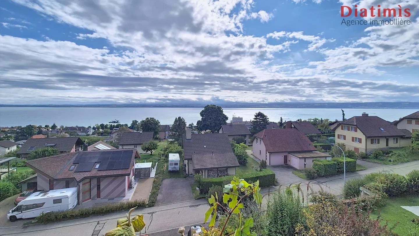 Duplex spazioso di 3,5 stanze con vista eccezionale - Foto 5 di 12