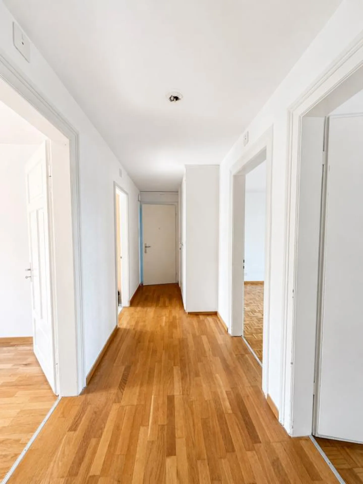Grosszügige 5-Zimmer Wohnung - Foto 4 von 10