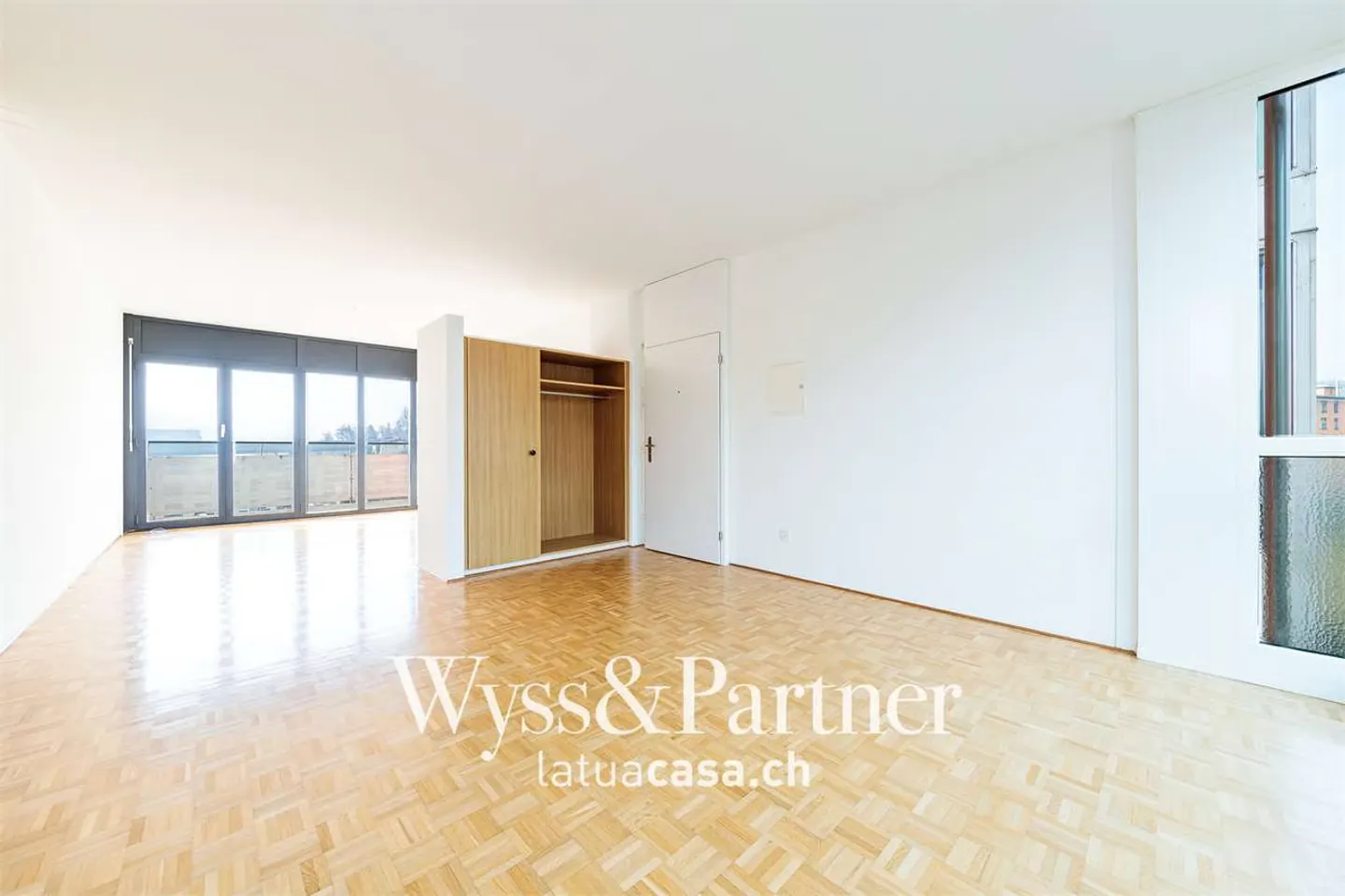 Balerna - spacious and bright 3.5 rooms - Photo 2 of 10