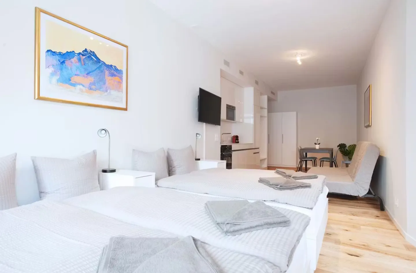 Condo/Appartement à louer, Rümelinsplatz, à Bâle, Suisse - Photo 1 sur 10