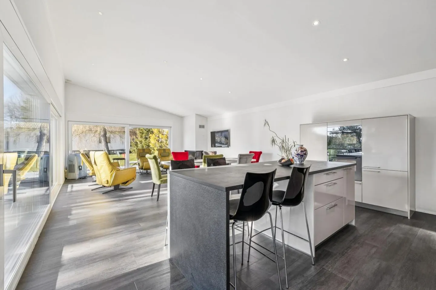 Villa contemporaine avec piscine - Photo 2 sur 13