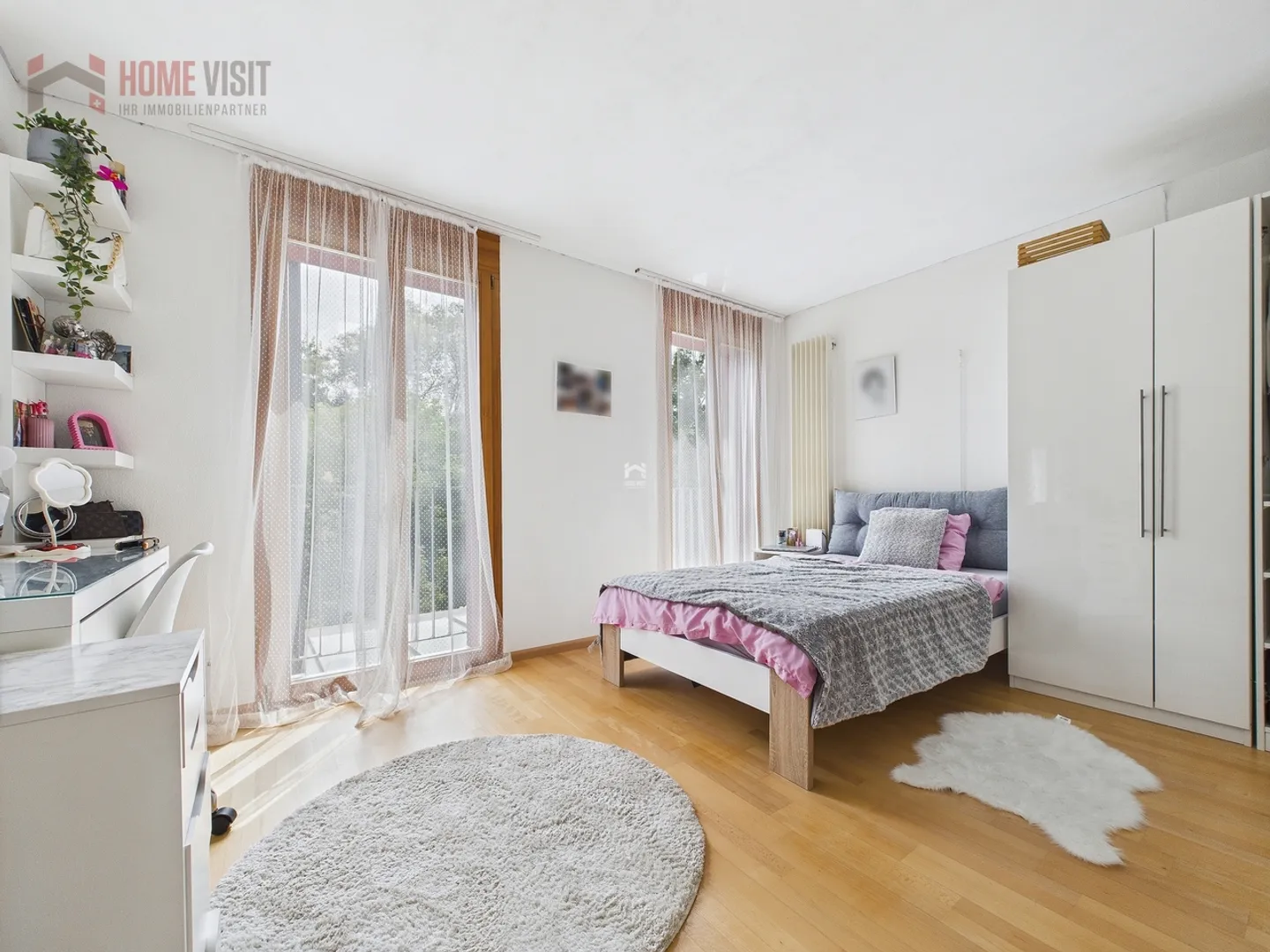 Casa a schiera accogliente e tranquilla di 5,5 stanze a Zwingen - Foto 4 di 7