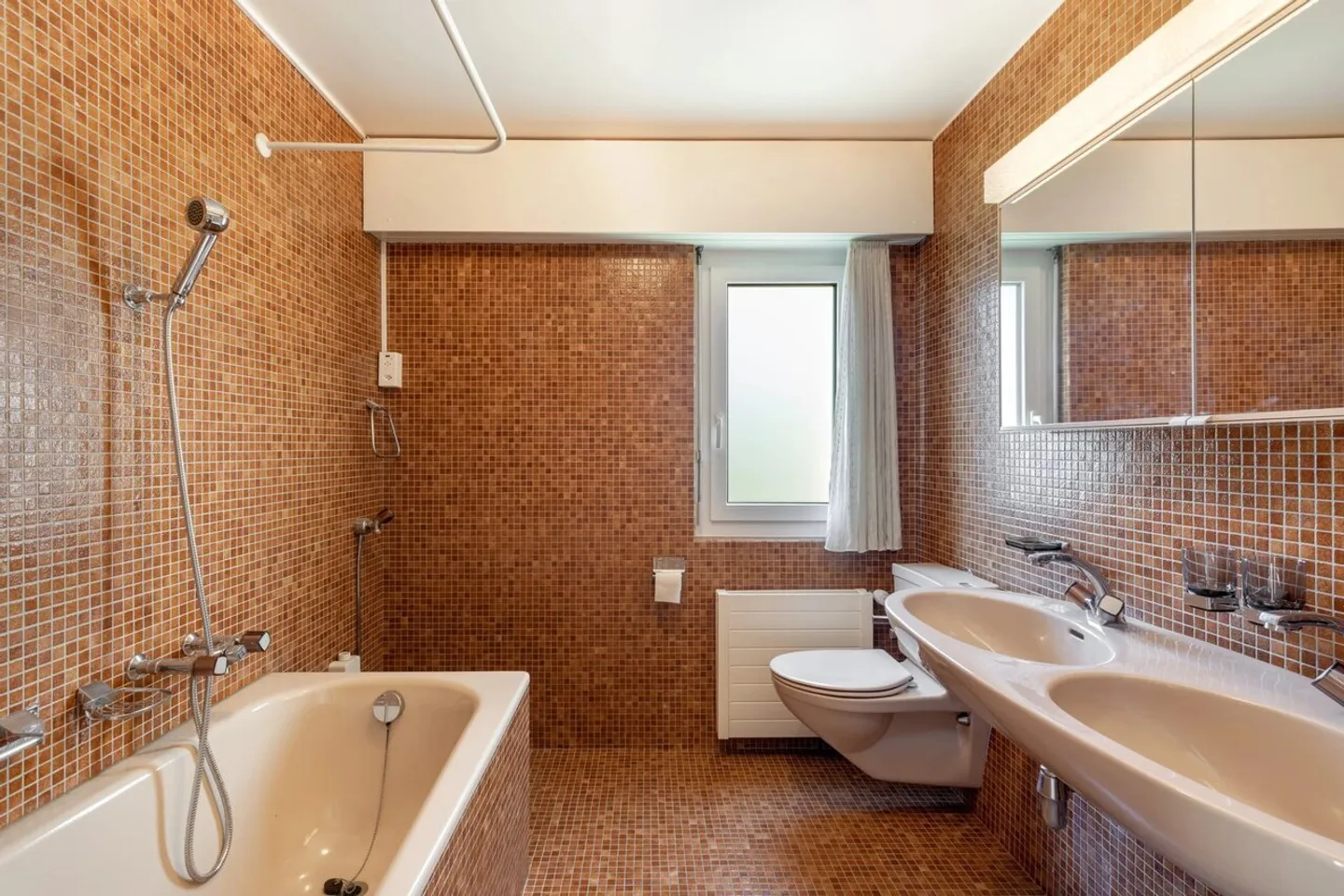 Appartement lumineux de 4,5 pièces - Photo 7 sur 9