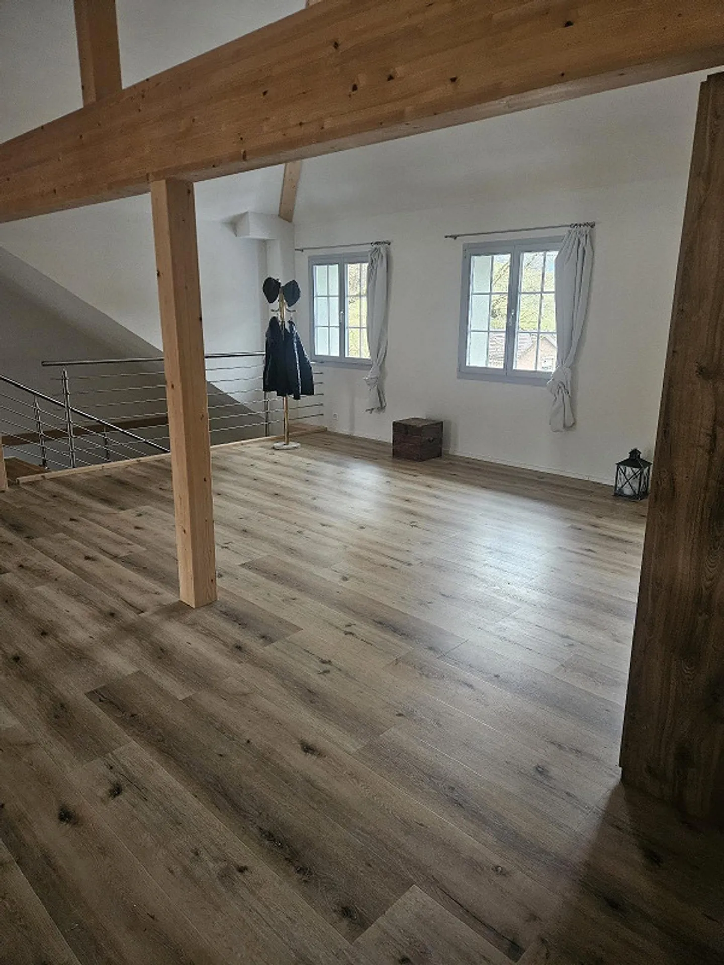 Appartamento attico molto grande di 2,5 stanze - Foto 3 di 7