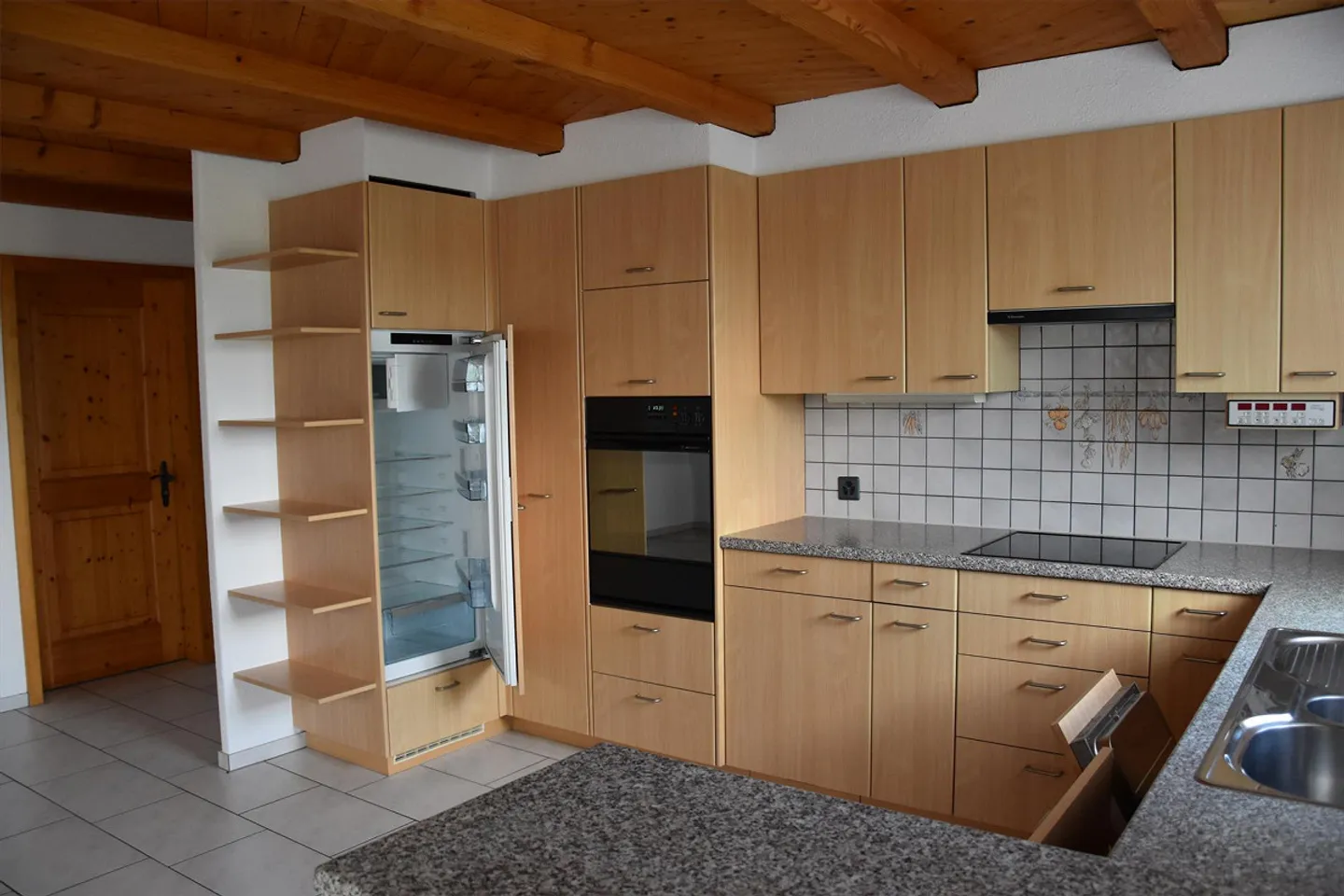 Charmante Wohnung mit Terrasse - Foto 3 von 13