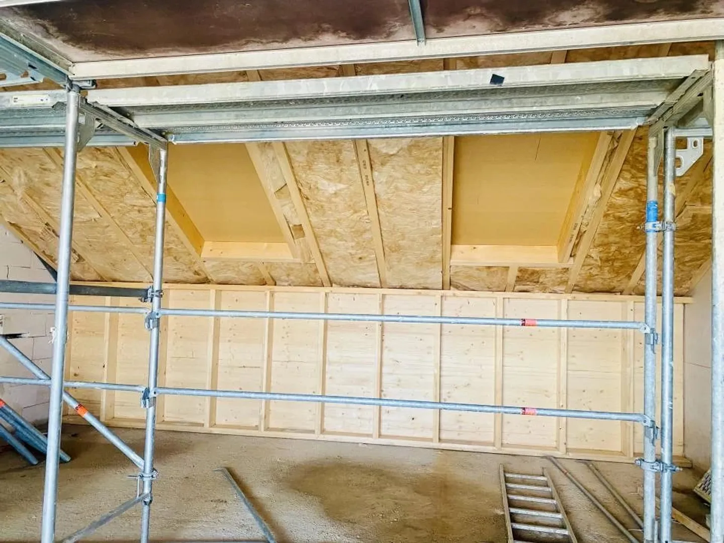 Ferme en cours de rénovation - Duplex combles au cachet et charme accentué par d - Photo 8 sur 11