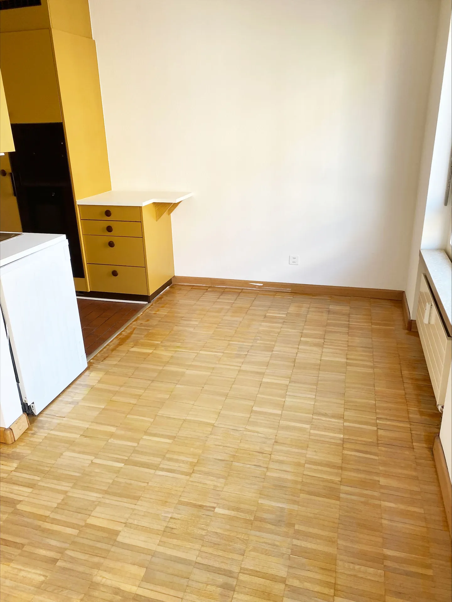 Charming 2.5-Room Apartment - Photo 5 of 10