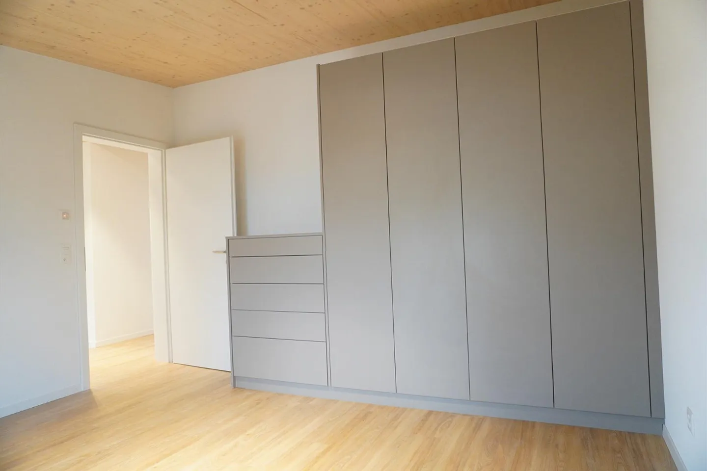 Einfamilienhaus Neubau Aufstockung und vielen Extras - Foto 9 von 24