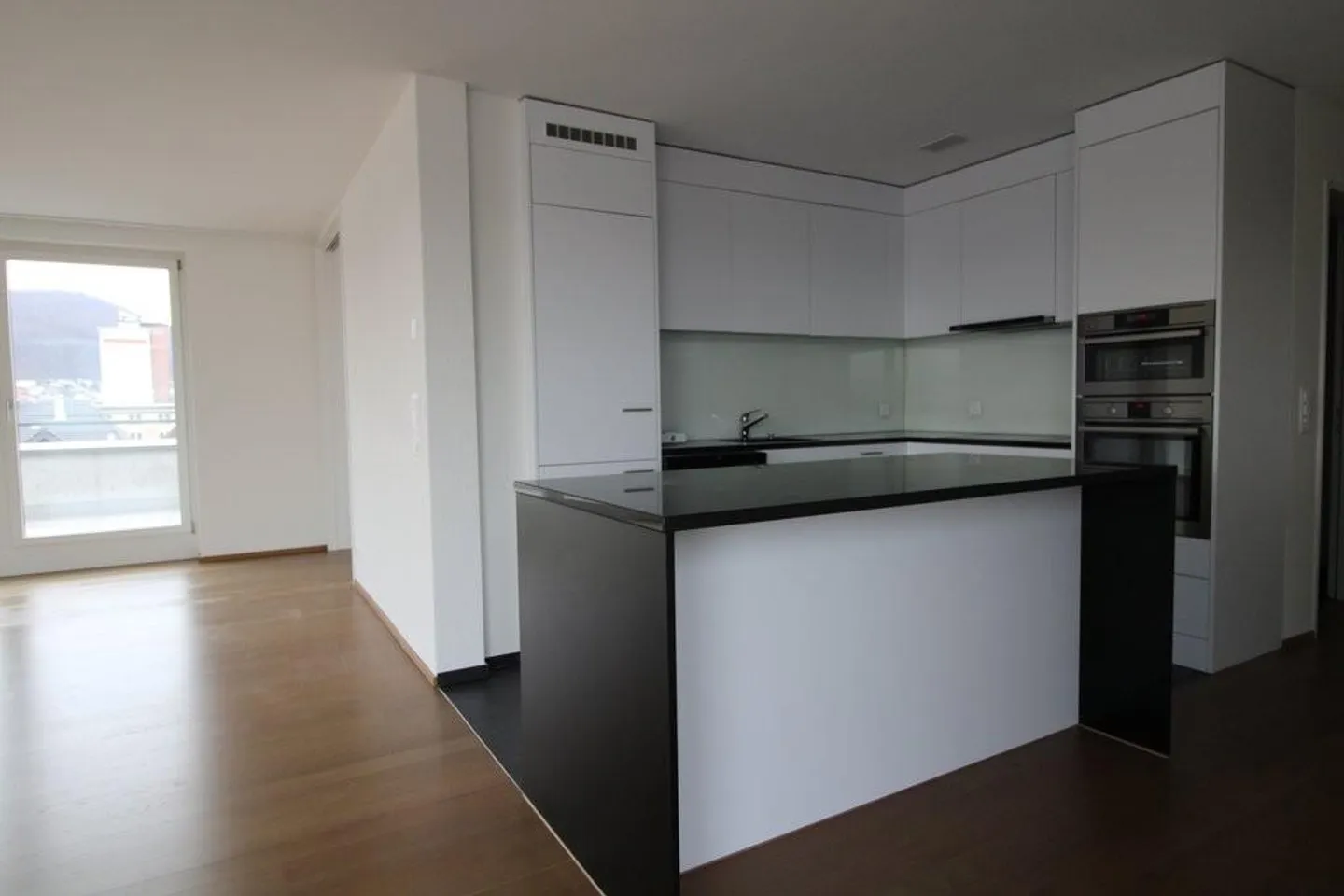 Bellissimo attico con vista lontana - Foto 2 di 12