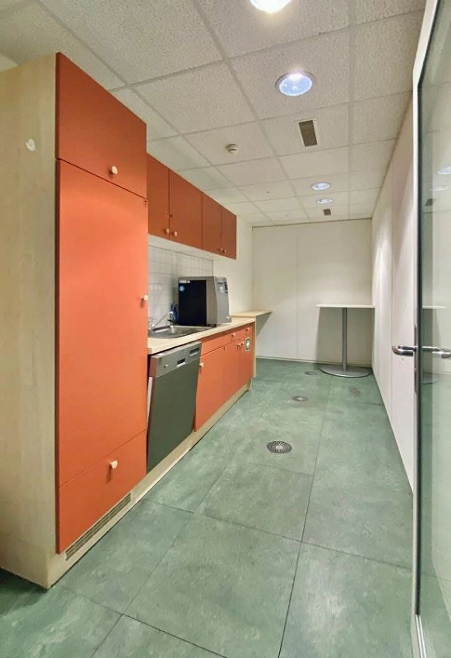 Vielfältige Büroflächen ab 760 m² zu vermieten - Foto 9 von 13