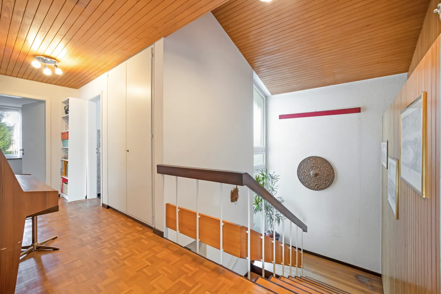 Propriété avec potentiel de développement dans un emplacement de choix - Photo 9 sur 16