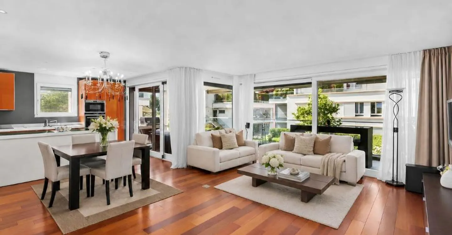 Elegant 4.5 Room Apartment - Photo 3 of 12