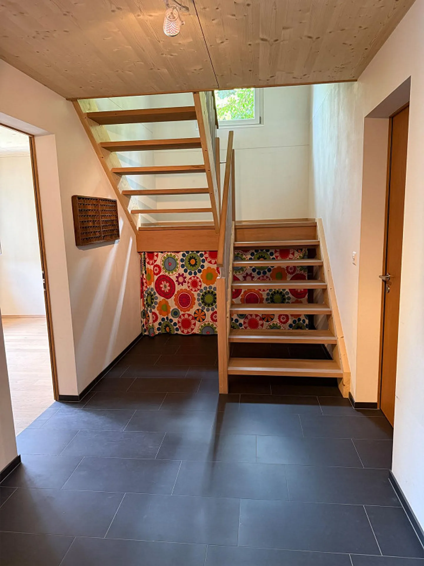 Well-maintained wooden house - living naturally. - Photo 8 of 27