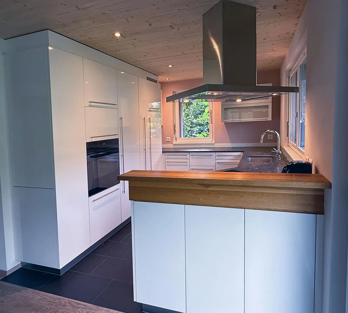 Well-maintained wooden house - living naturally. - Photo 12 of 27