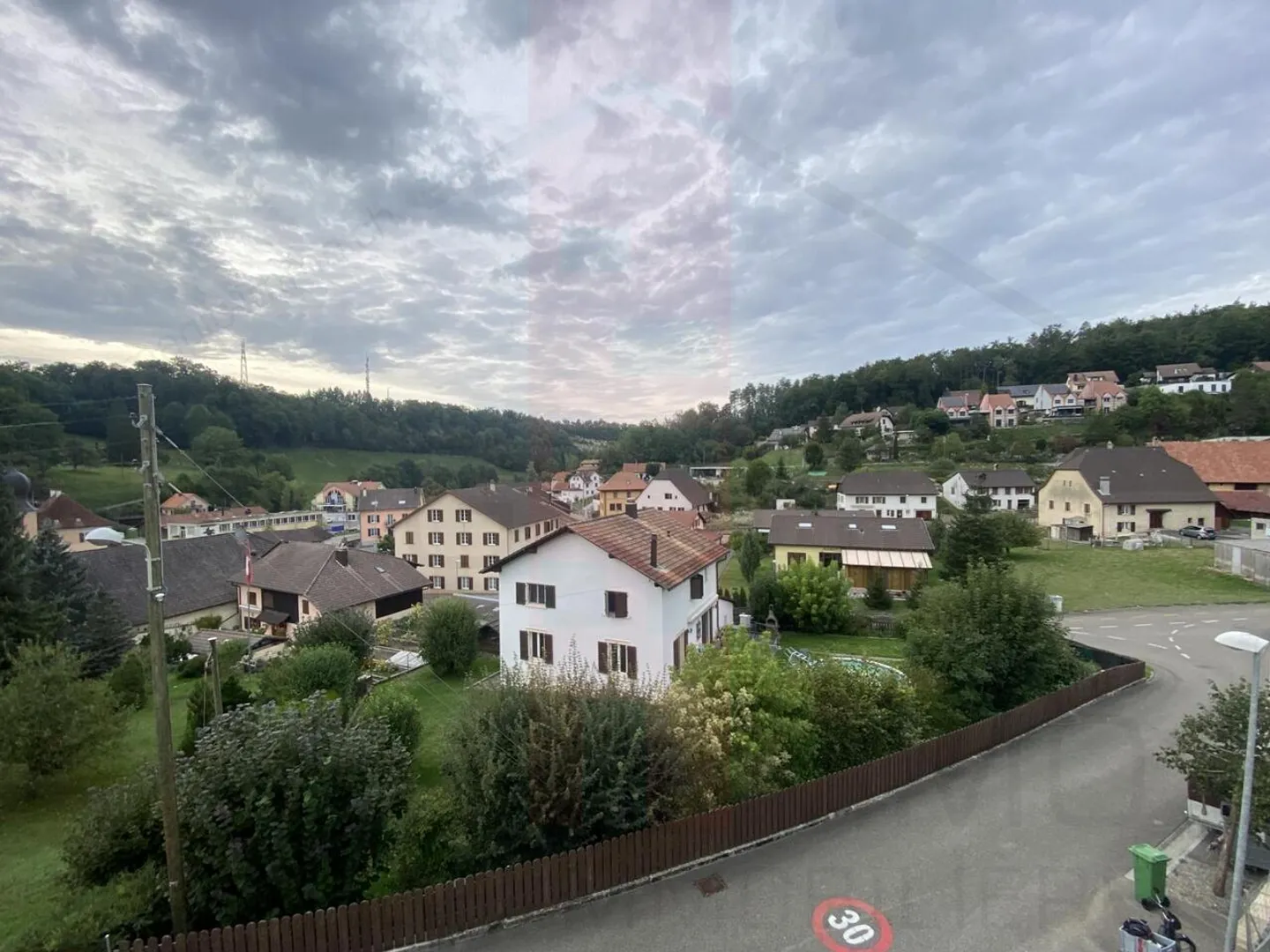 Bright apartment with terrace in Fontenais - Photo 6 of 8