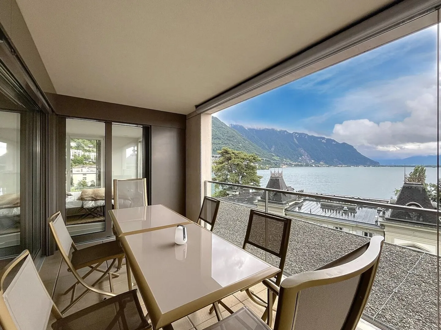 La Residenza del Nazionale? Un indirizzo emblematico sulla riva del lago - Foto 13 di 13