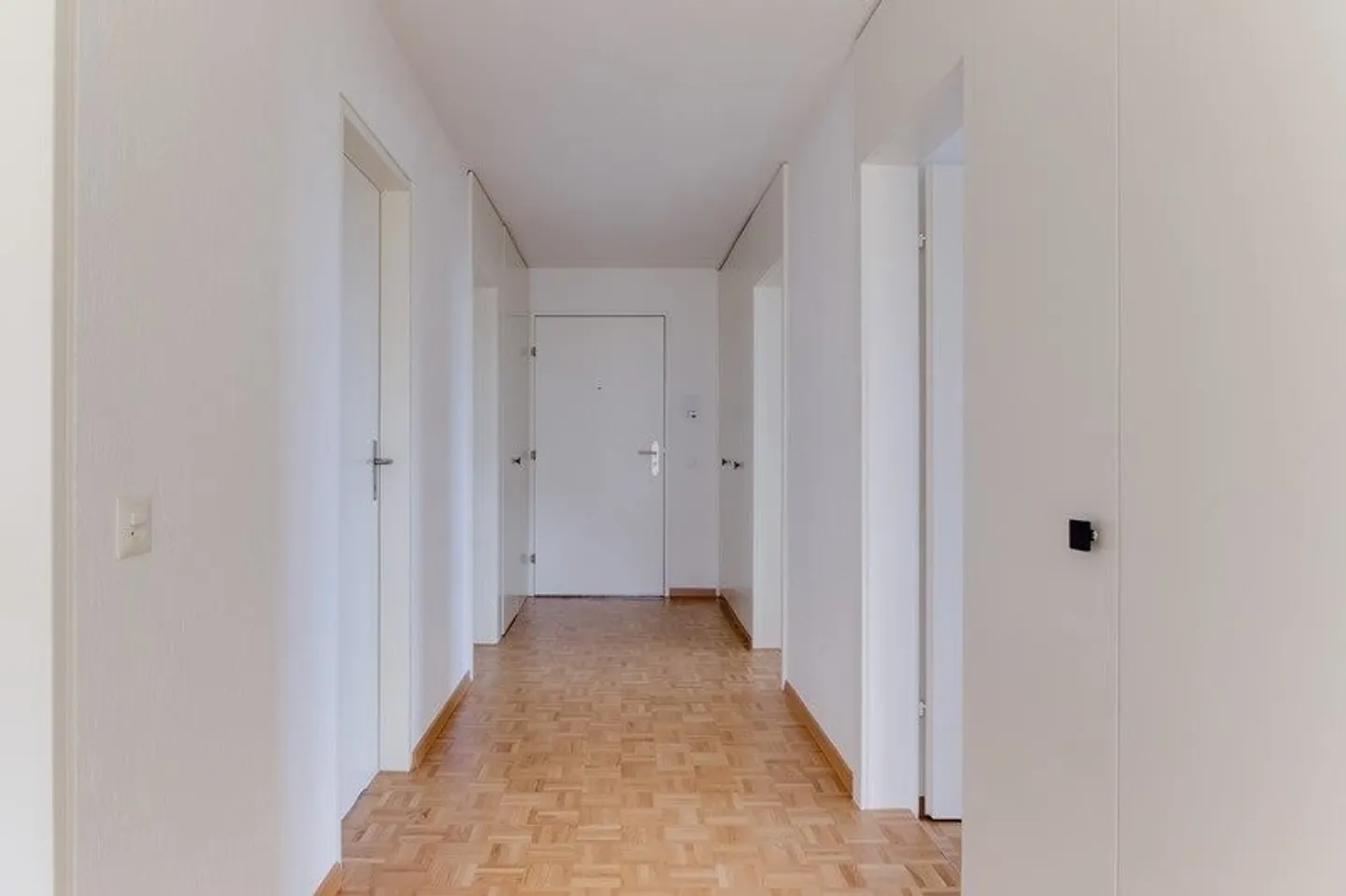 2.5 Room Apartment - Photo 5 of 7