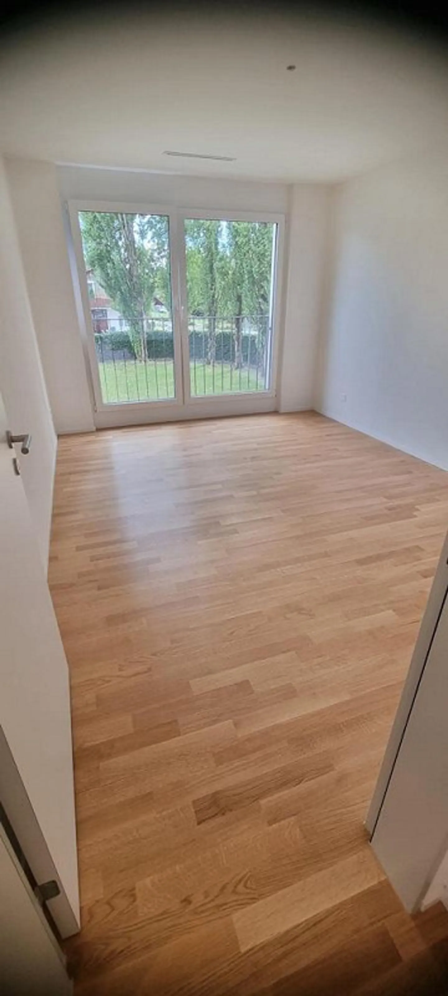 Great 2.5-room apartment in a park-like setting and central - Photo 5 of 7