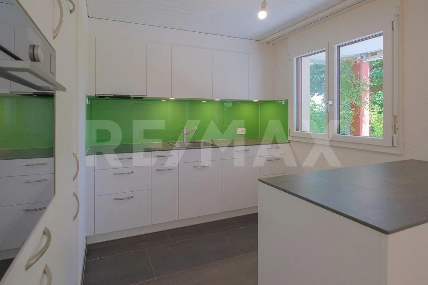 4.5 Room Garden Apartment: Central, Quiet, Full of Quality of Life - Photo 5 of 13