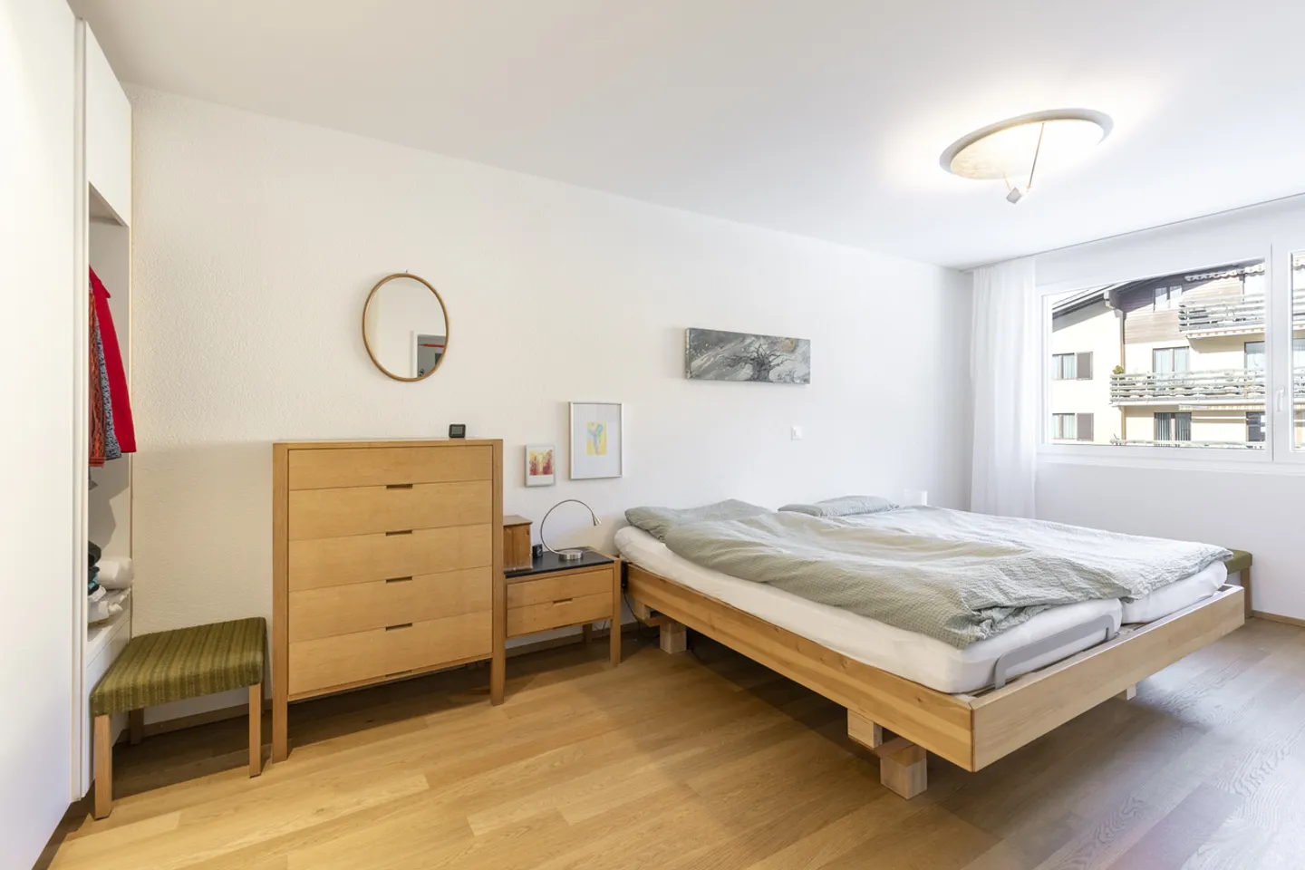 Agencement moderne pour un foyer confortable - Photo 5 sur 7