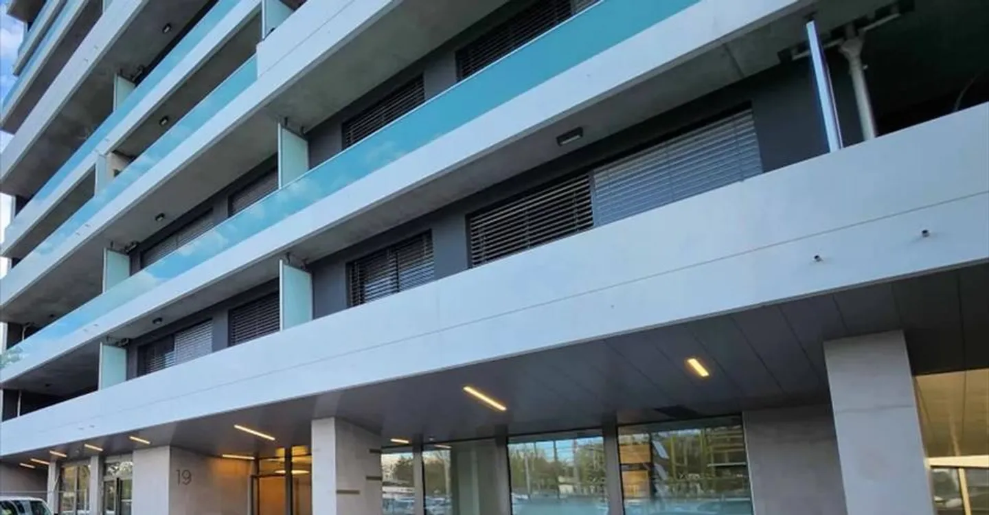 Mischgenutztes Gebäude mieten - Foto 2 von 2