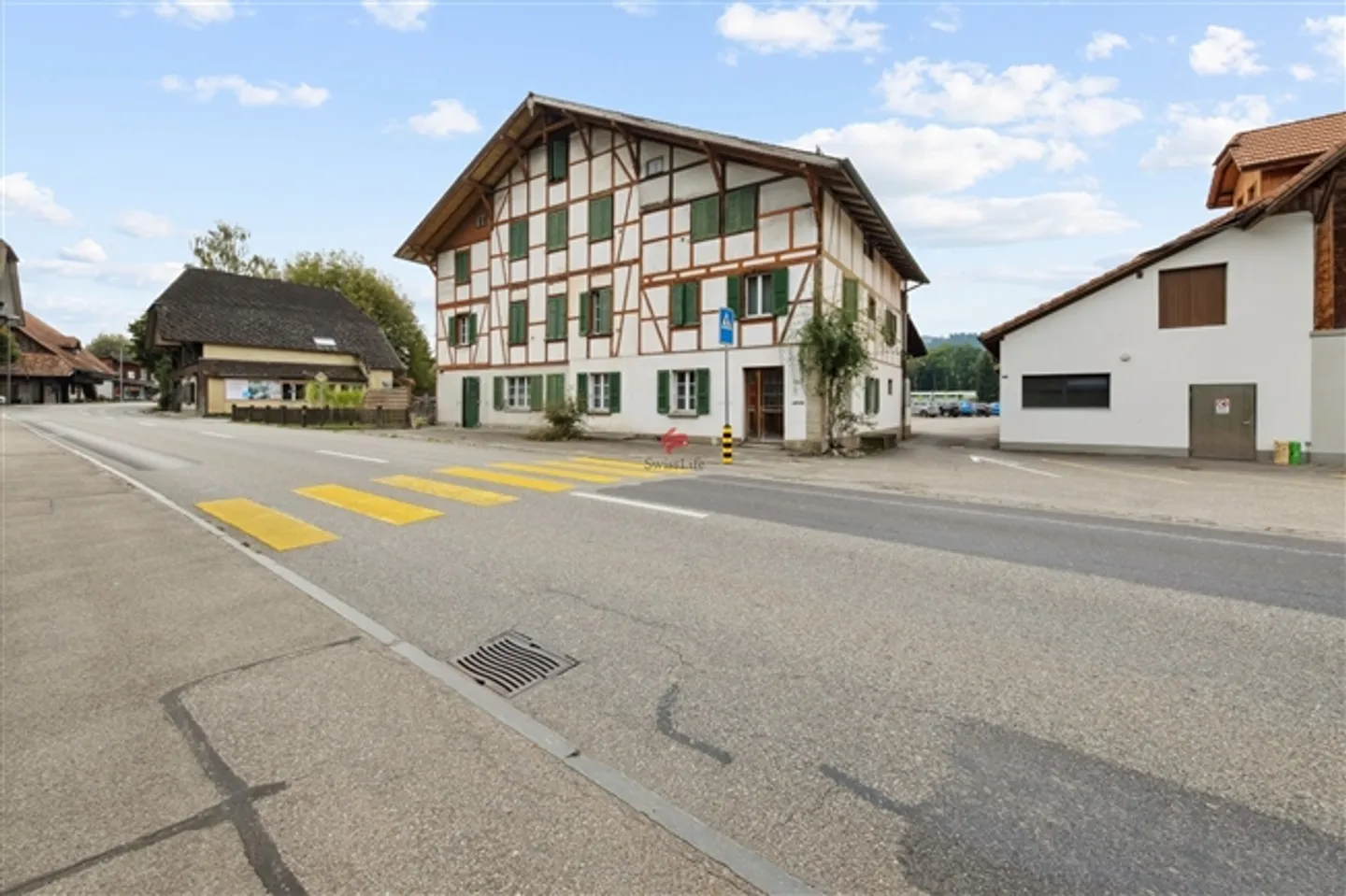 Maison intergénérationnelle attrayante avec potentiel de développement - Photo 2 sur 12