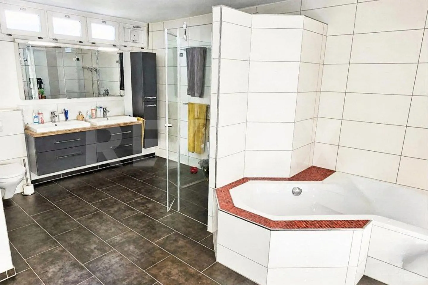 Maison de rêve avec beaucoup d'espace : maison d'angle de 5,5 pièces avec jardin et grande terrasse, 8953 Dietikon ZH - Photo 8 sur 13