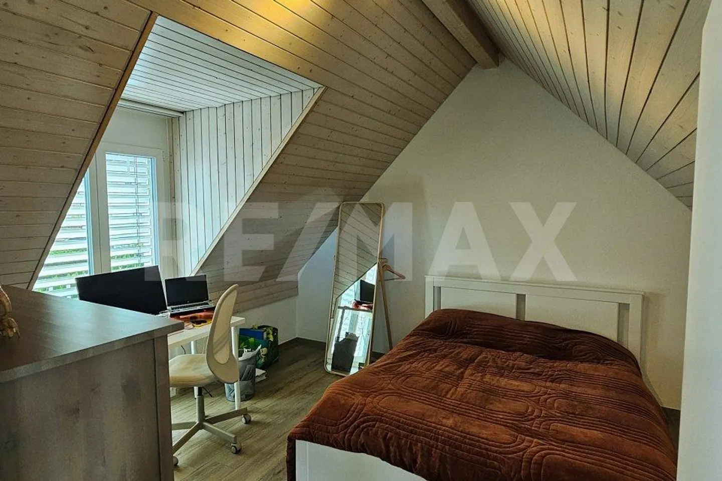 Maison de rêve avec beaucoup d'espace : maison d'angle de 5,5 pièces avec jardin et grande terrasse, 8953 Dietikon ZH - Photo 9 sur 13