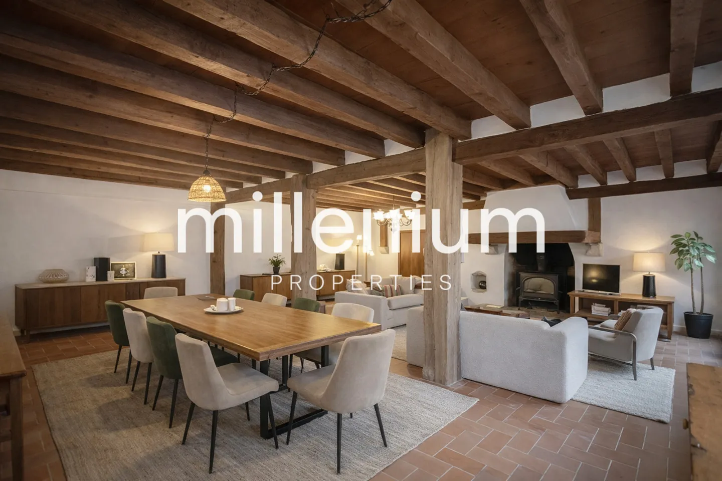 Casa di charme con giardino alberato a Collex - Foto 3 di 19