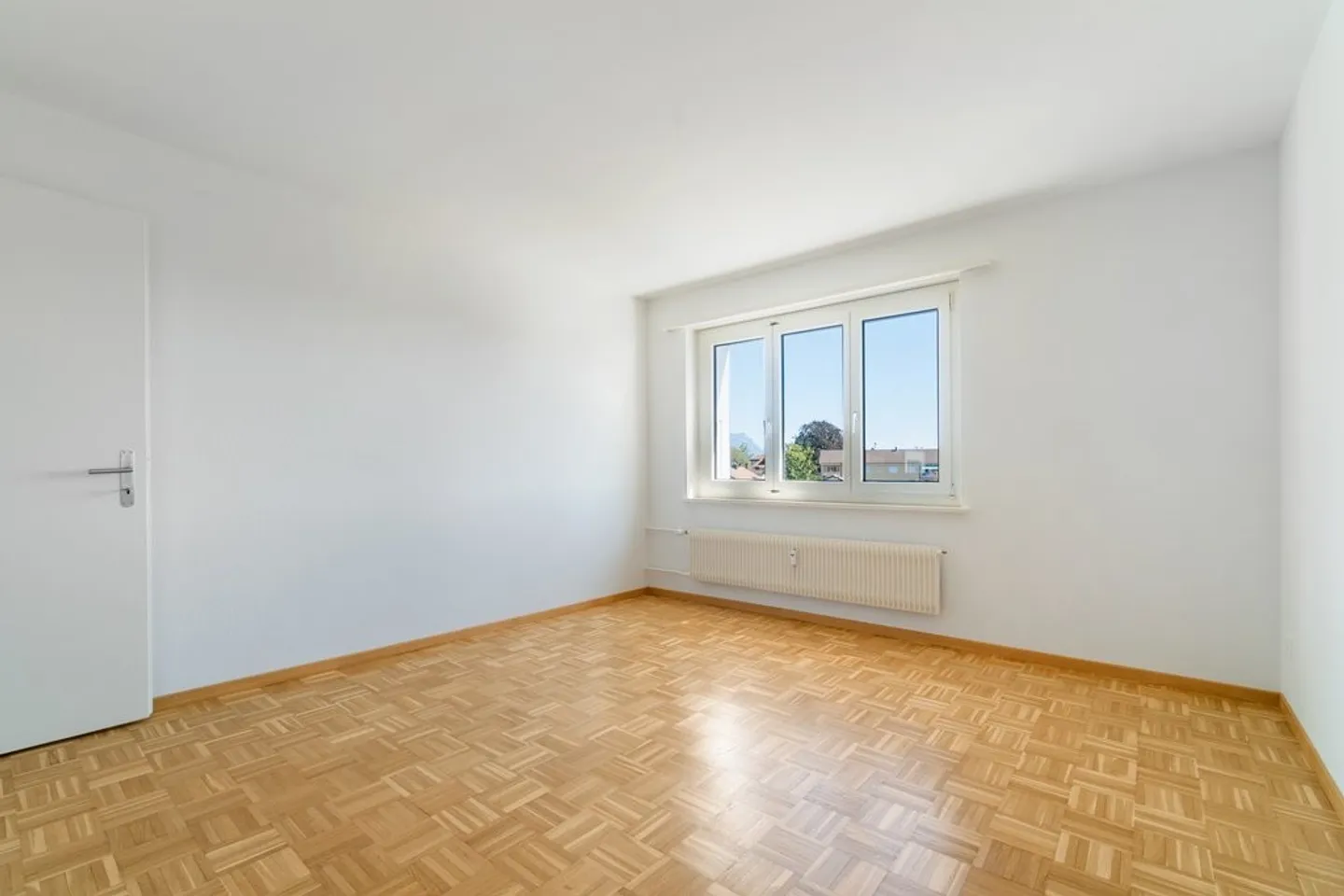 Cozy 3.5 Room Apartment - Photo 4 of 12