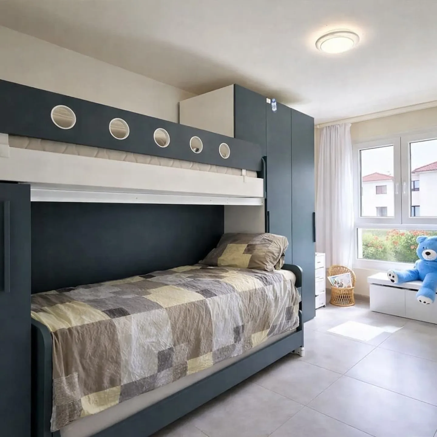 For sale in Romont - Superb 3.5-room apartment with large private garden - Photo 5 of 8